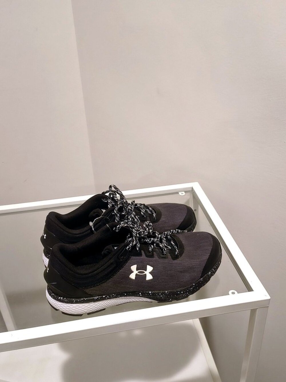 Under Armour Charged Escape Men's Running Shoes Black - US 9